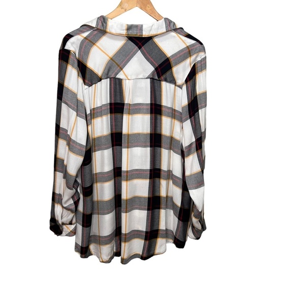 Addition Love & Legend Black & White Button Down Shirt Size 18 - Picture 9 of 12